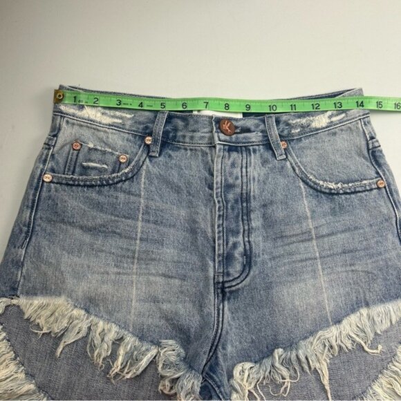 NWT One teaspoon Outlaws Frayed Distressed denim shorts - Picture 10 of 15